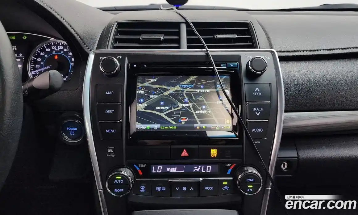 Toyota Camry 2015 2.5 Автомат в Москве № 199695, фото 12