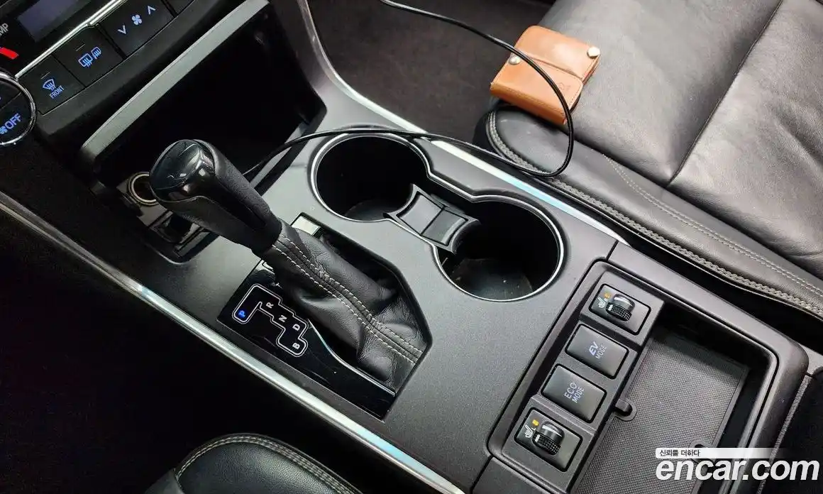 Toyota Camry 2015 2.5 Автомат в Москве № 199695, фото 13