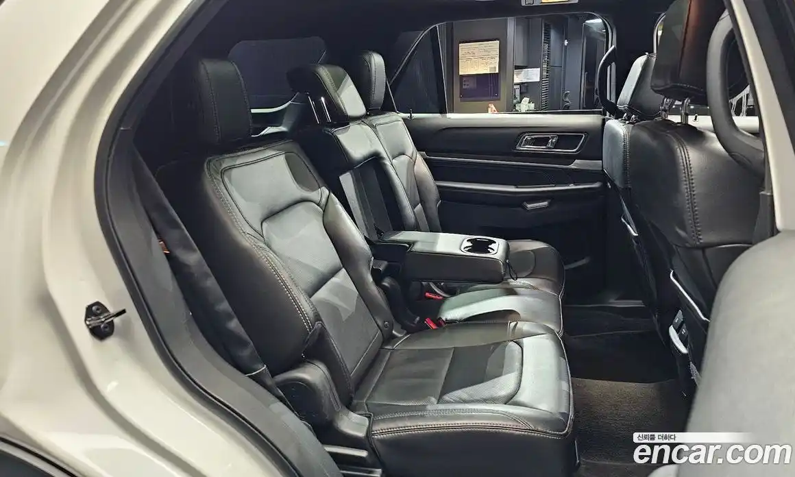 Ford Explorer 2017 2.3 Автомат в Москве № 199718, фото 13