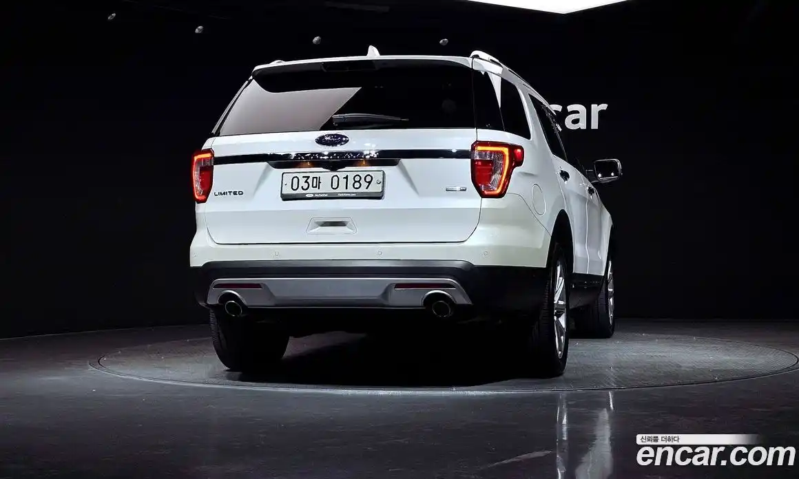 Ford Explorer 2017 2.3 Автомат в Москве № 199718, фото 18