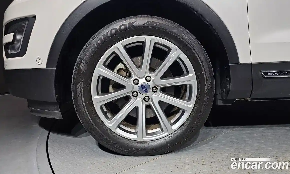 Ford Explorer 2017 2.3 Автомат в Москве № 199718, фото 19