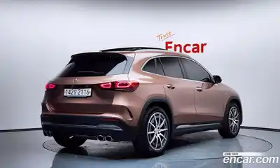 Mercedes-Benz GLA-Class 2022 2.0 Автомат в Москве № 204243, миниатюра 2