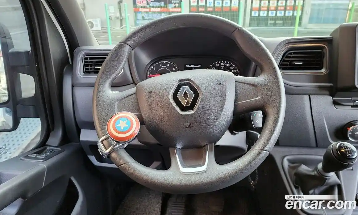 Renault Master 2022 2.3 Механическая в Москве № 204621, фото 15
