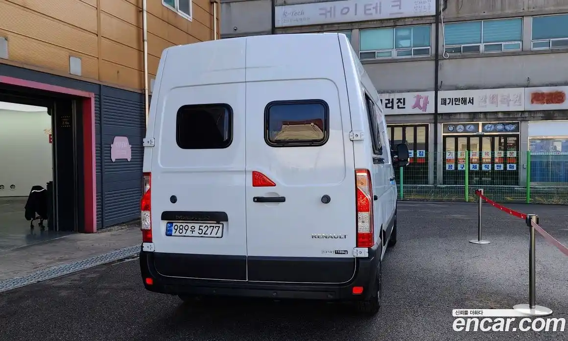 Renault Master 2022 2.3 Механическая в Москве № 204621, фото 3