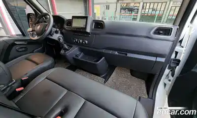 Renault Master 2022 2.3 Механическая в Москве № 204621, миниатюра 9