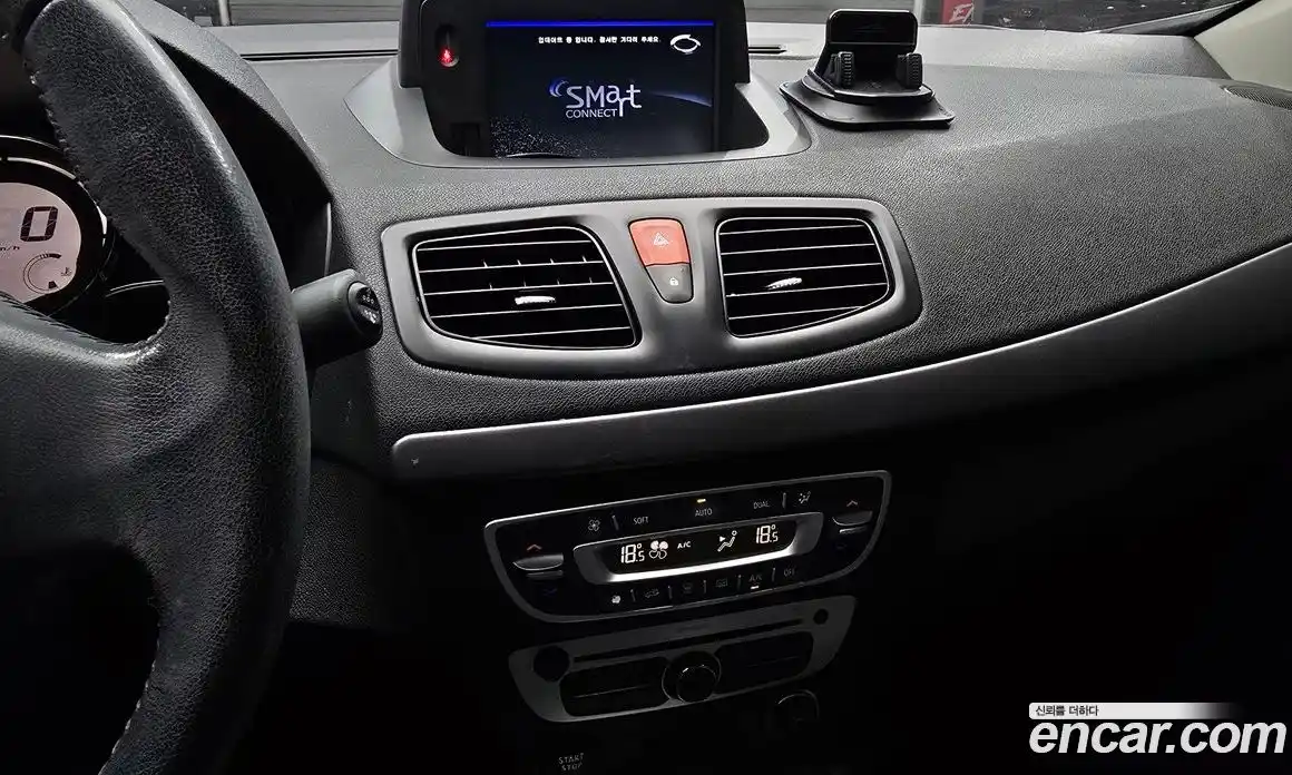 Renault SM3 2017 1.6 Автомат в Москве № 207546, фото 1