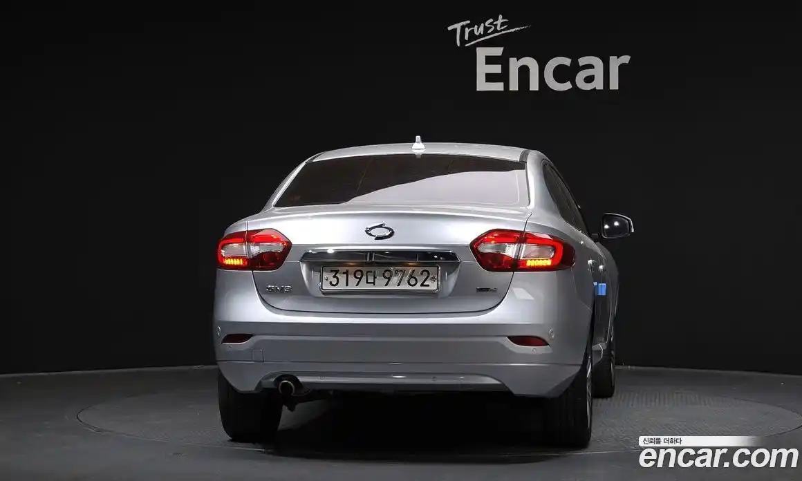 Renault SM3 2017 1.6 Автомат в Москве № 207546, фото 11