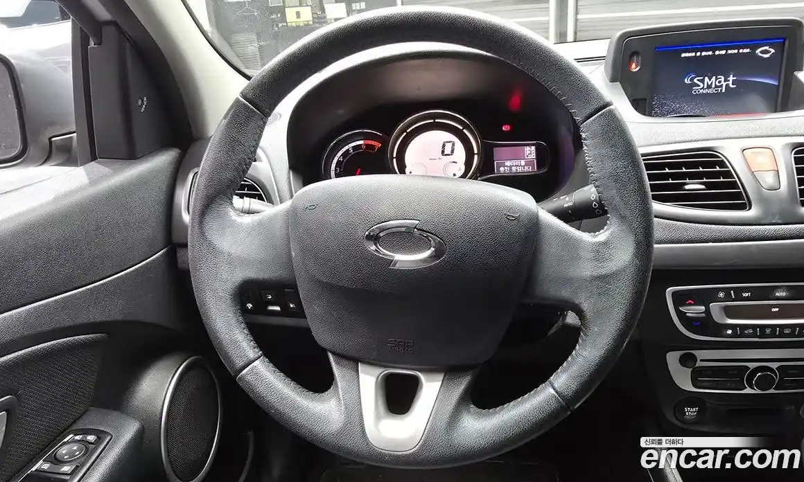 Renault SM3 2017 1.6 Автомат в Москве № 207546, фото 12