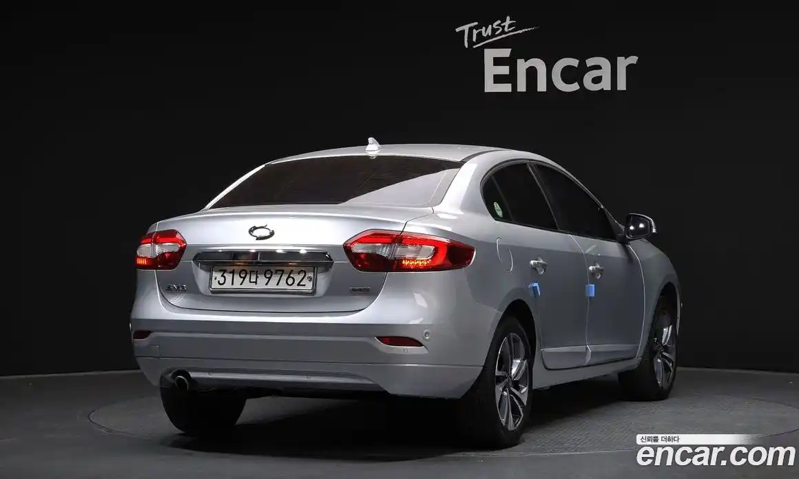 Renault SM3 2017 1.6 Автомат в Москве № 207546, фото 15