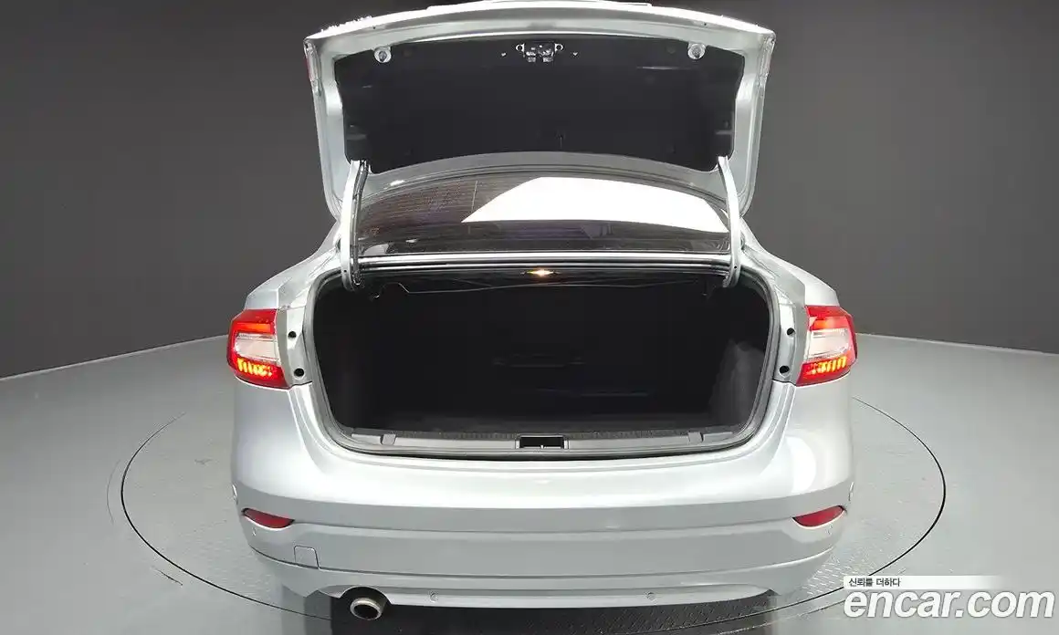 Renault SM3 2017 1.6 Автомат в Москве № 207546, фото 18