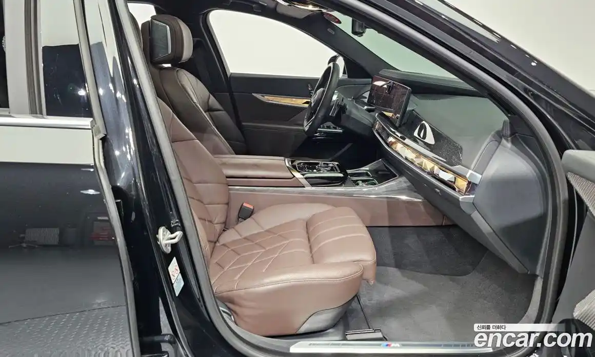 BMW 7-Series 2023 3.0 Автомат в Москве № 210625, фото 16