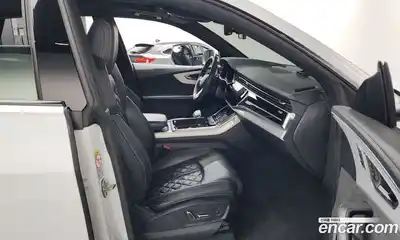 Audi Q8 2021 3.0 Автомат в Москве № 212349, миниатюра 11