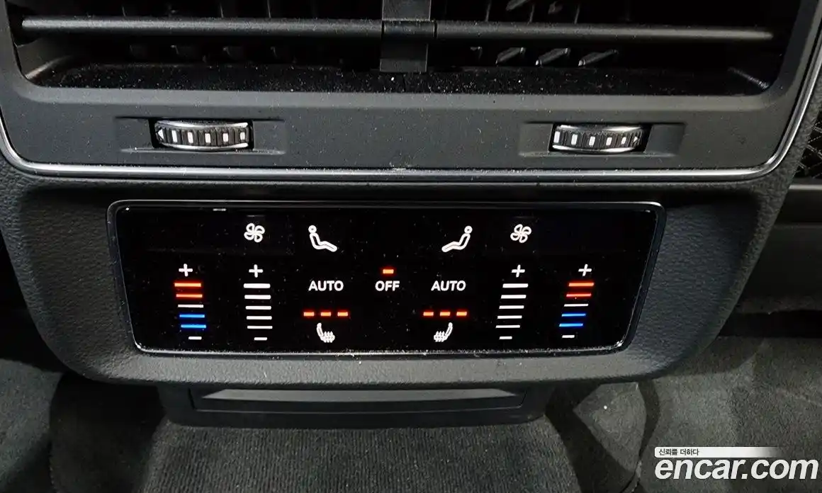 Audi Q8 2021 3.0 Автомат в Москве № 212349, фото 18