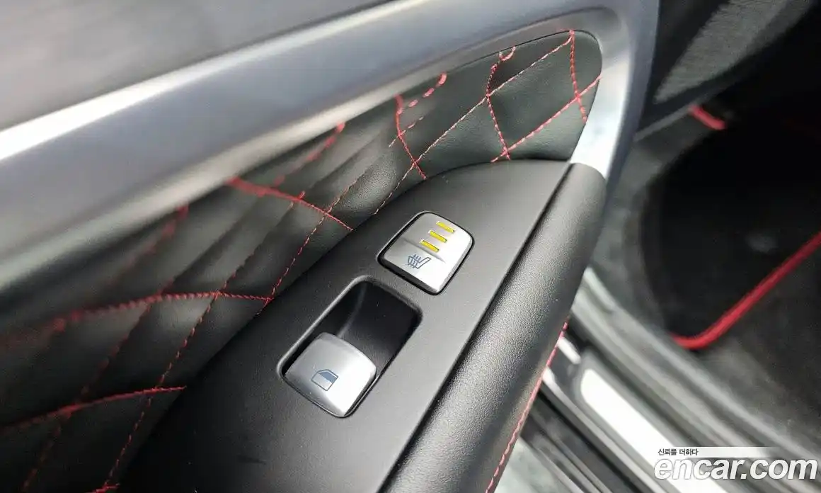 Genesis G70 2018 3.3 Автомат в Москве № 21244, фото 19