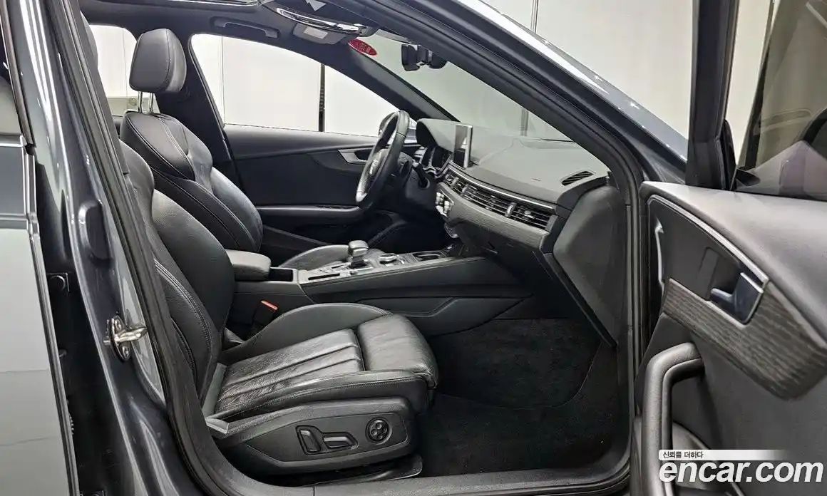 Audi A4 2019 2.0 Автомат в Москве № 212458, фото 1