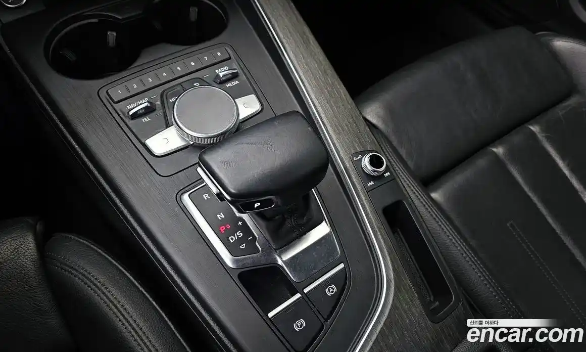 Audi A4 2019 2.0 Автомат в Москве № 212458, фото 2