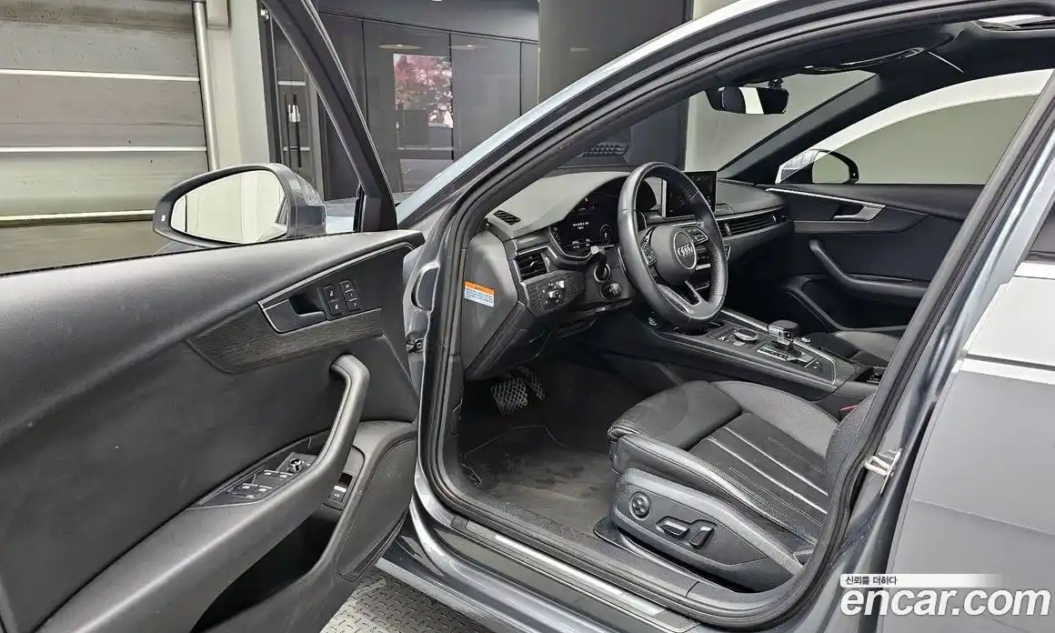 Audi A4 2019 2.0 Автомат в Москве № 212458, фото 9