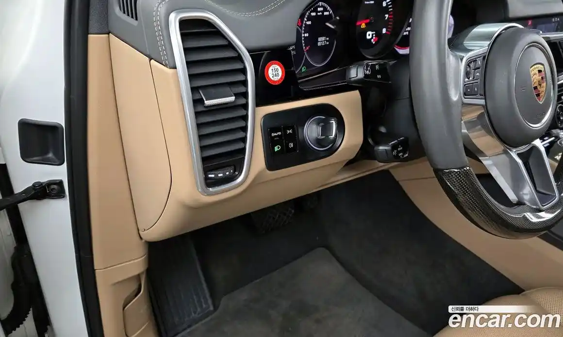 Porsche Cayenne 2020 3.0 Автомат в Москве № 213237, фото 17