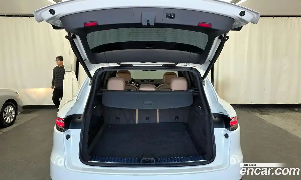 Porsche Cayenne 2020 3.0 Автомат в Москве № 213237, фото 5