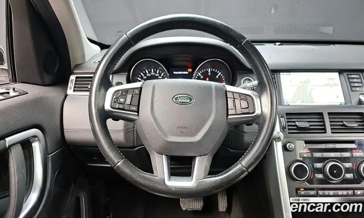 Land Rover Discovery Sport 2016 2.0 Автомат в Москве № 213820, фото 10