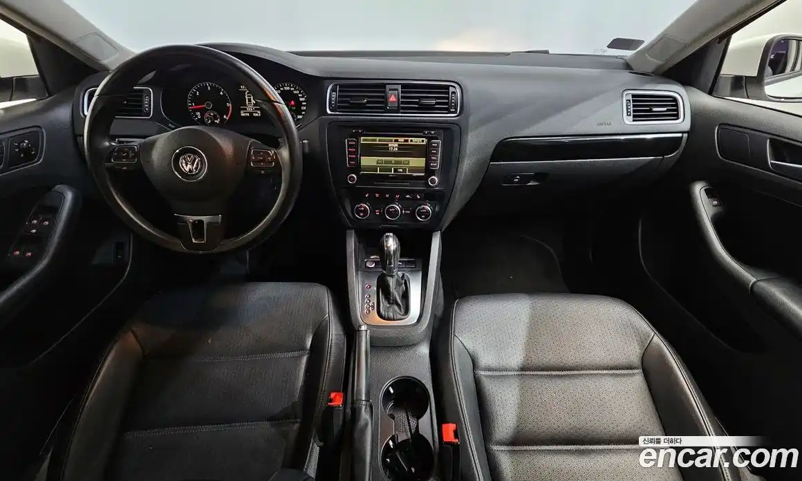 Volkswagen Jetta 2013 2.0 Автомат в Москве № 215214, фото 11