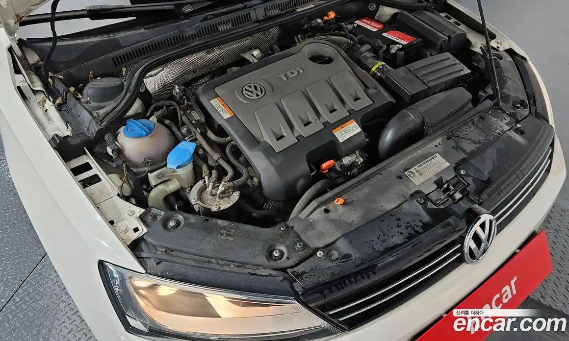 Volkswagen Jetta 2013 2.0 Автомат в Москве № 215214, фото 14