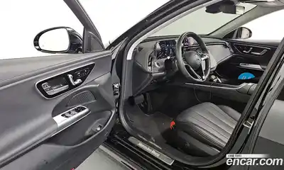 Mercedes-Benz E-Class, 2025