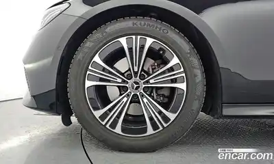 Mercedes-Benz E-Class 2025 2.0 Автомат в Москве № 219693, миниатюра 2