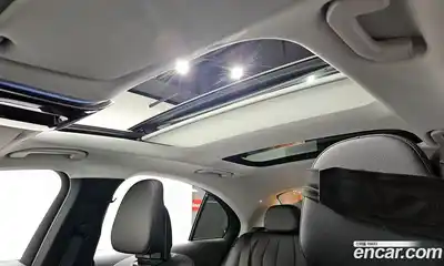 Mercedes-Benz E-Class 2025 2.0 Автомат в Москве № 219693, миниатюра 4