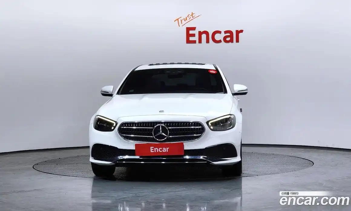 Mercedes-Benz E-Class 2021 2.0 Автомат в Москве № 220437, фото 14