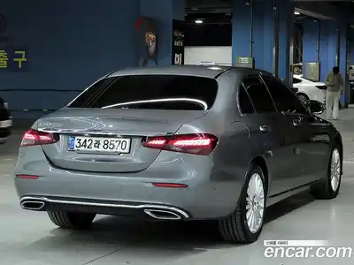 Mercedes-Benz E-Class 2021 2.0 Автомат в Москве № 223148, миниатюра 4