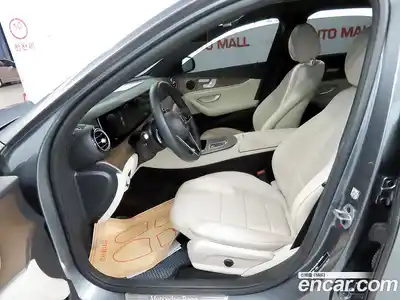 Mercedes-Benz E-Class 2021 2.0 Автомат в Москве № 223148, миниатюра 6