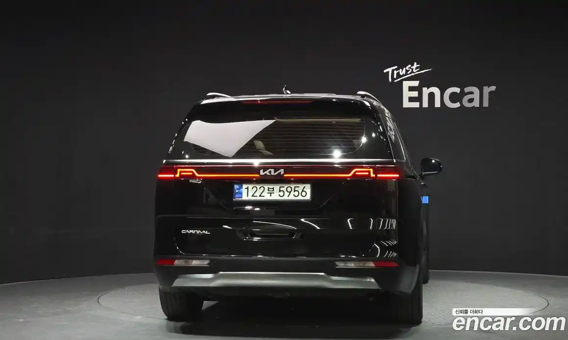 Kia Canival 2023 2.2 Автомат в Москве № 22408, фото 15