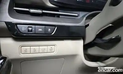 Kia Canival 2023 2.2 Автомат в Москве № 22408, миниатюра 2