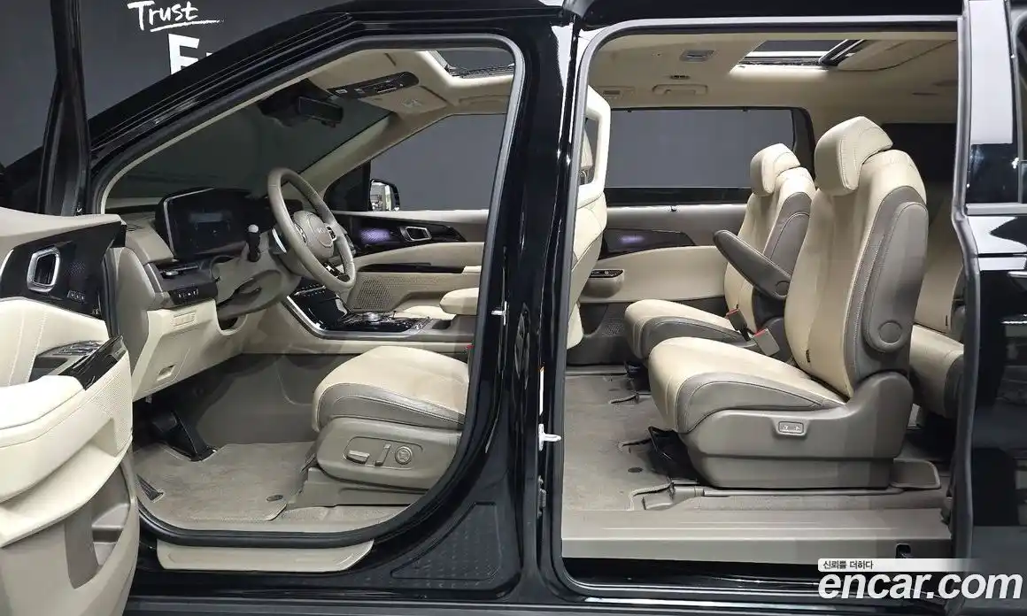 Kia Canival 2023 2.2 Автомат в Москве № 22408, фото 4