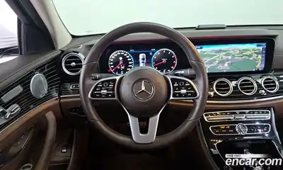 Mercedes-Benz E-Class, 2020