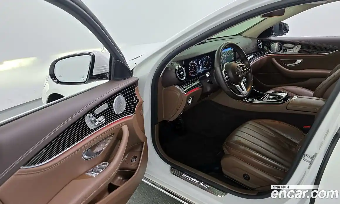 Mercedes-Benz E-Class 2020 3.0 Автомат в Москве № 224449, фото 15