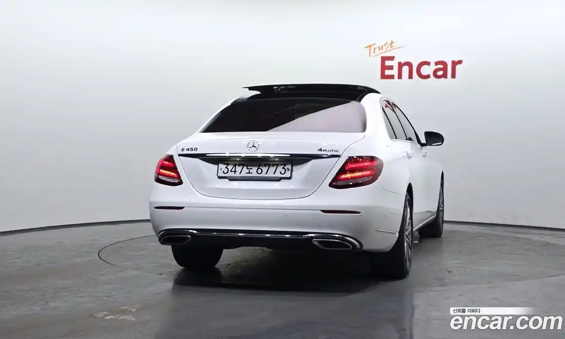 Mercedes-Benz E-Class 2020 3.0 Автомат в Москве № 224449, фото 19