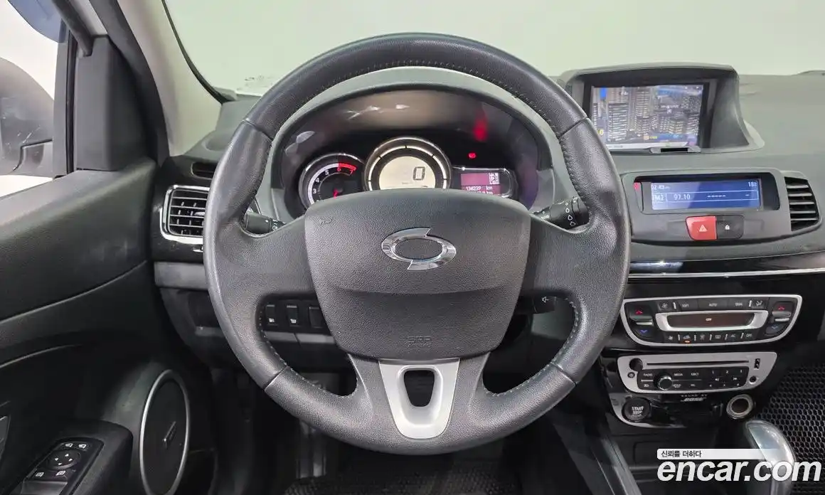 Renault SM3 2016 1.6 Автомат в Москве № 226068, фото 11