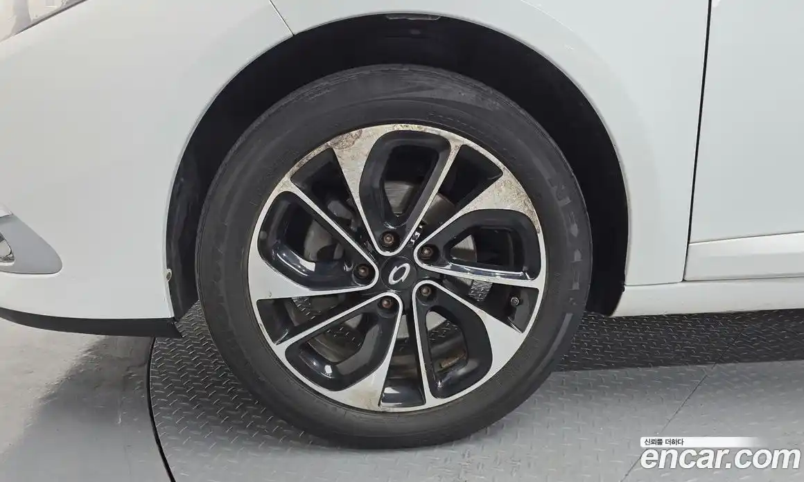 Renault SM3 2016 1.6 Автомат в Москве № 226068, фото 16