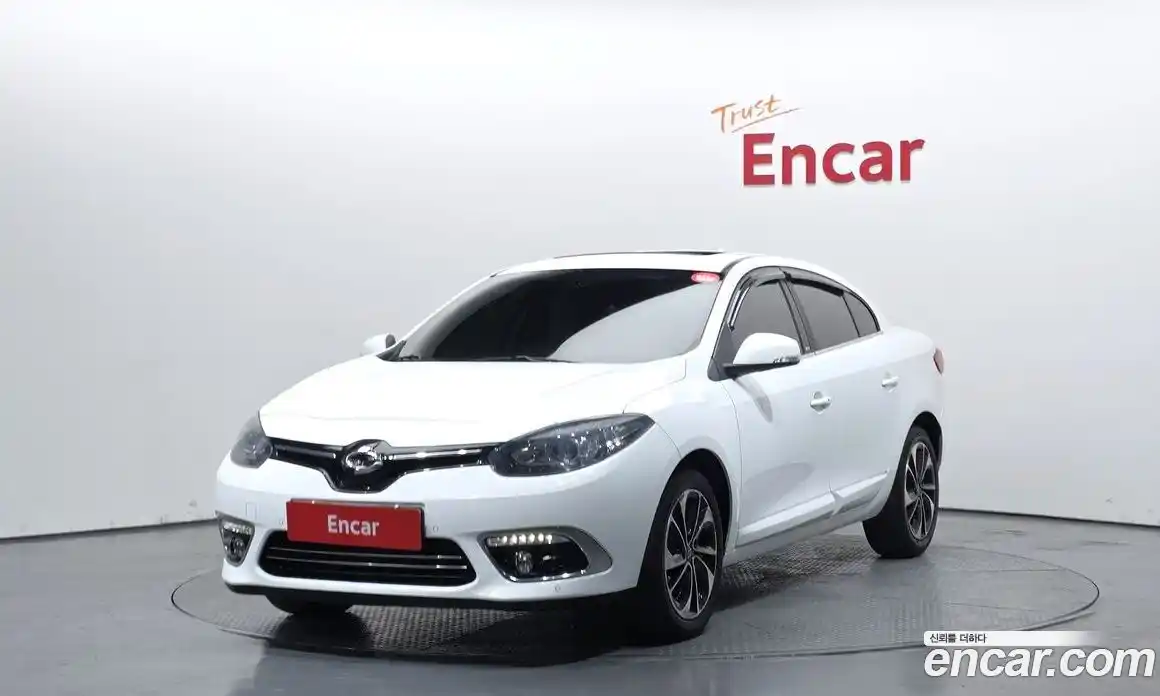 Renault SM3 2016 1.6 Автомат в Москве № 226068, фото 20