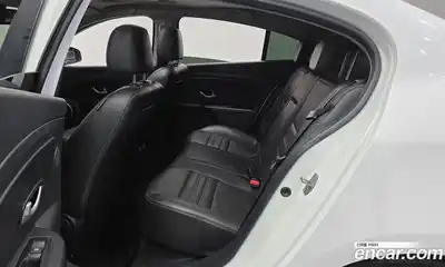 Renault SM3 2016 1.6 Автомат в Москве № 226068, миниатюра 8