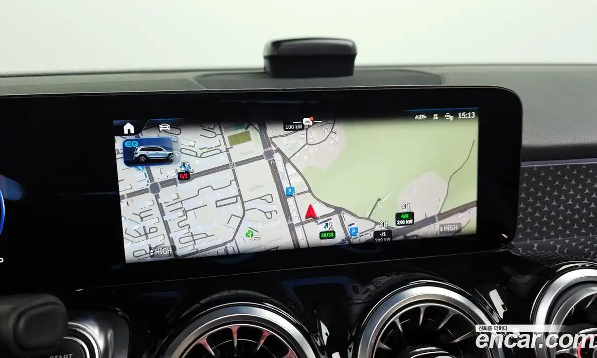 Mercedes-Benz EQB 2025 0.2 Автомат в Москве № 229415, фото 1