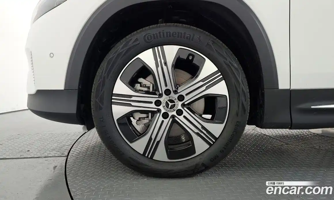 Mercedes-Benz EQB 2025 0.2 Автомат в Москве № 229415, фото 12