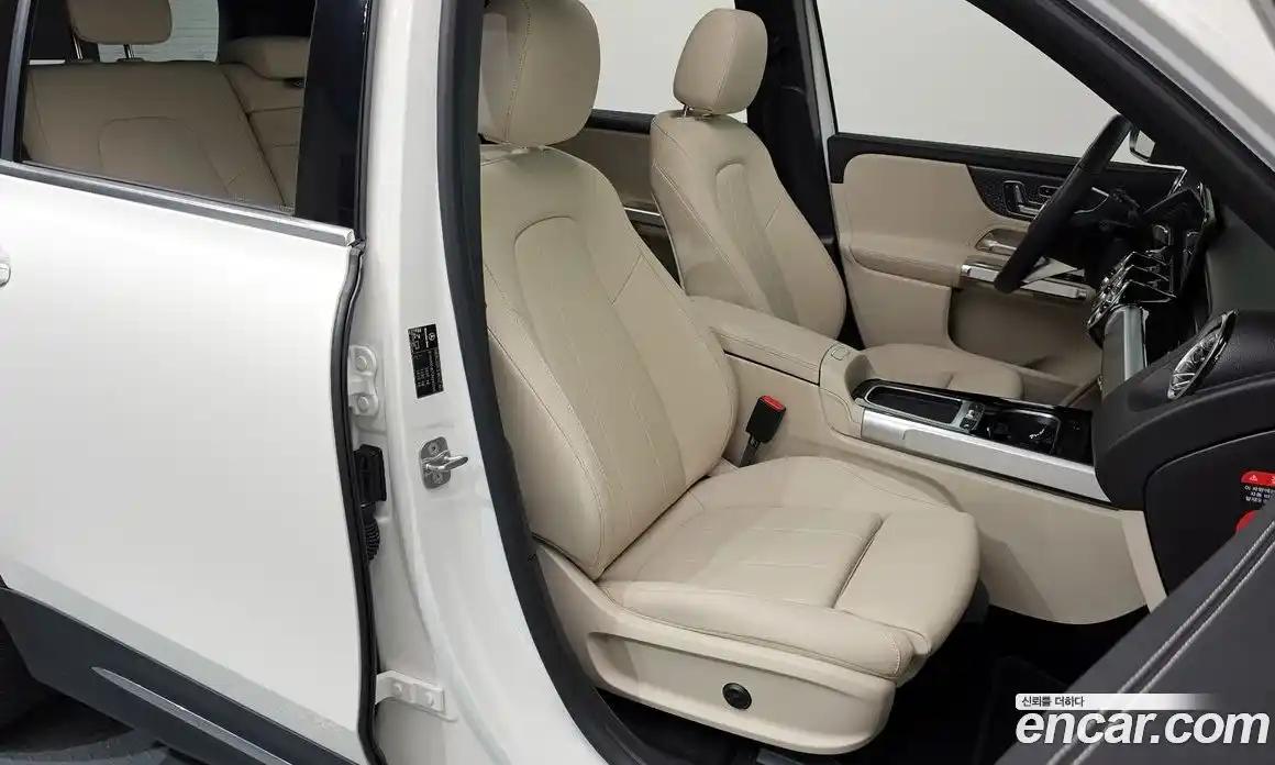 Mercedes-Benz EQB 2025 0.2 Автомат в Москве № 229415, фото 14