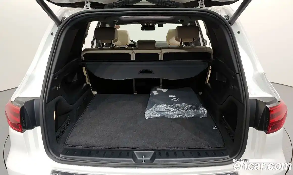 Mercedes-Benz EQB 2025 0.2 Автомат в Москве № 229415, фото 19