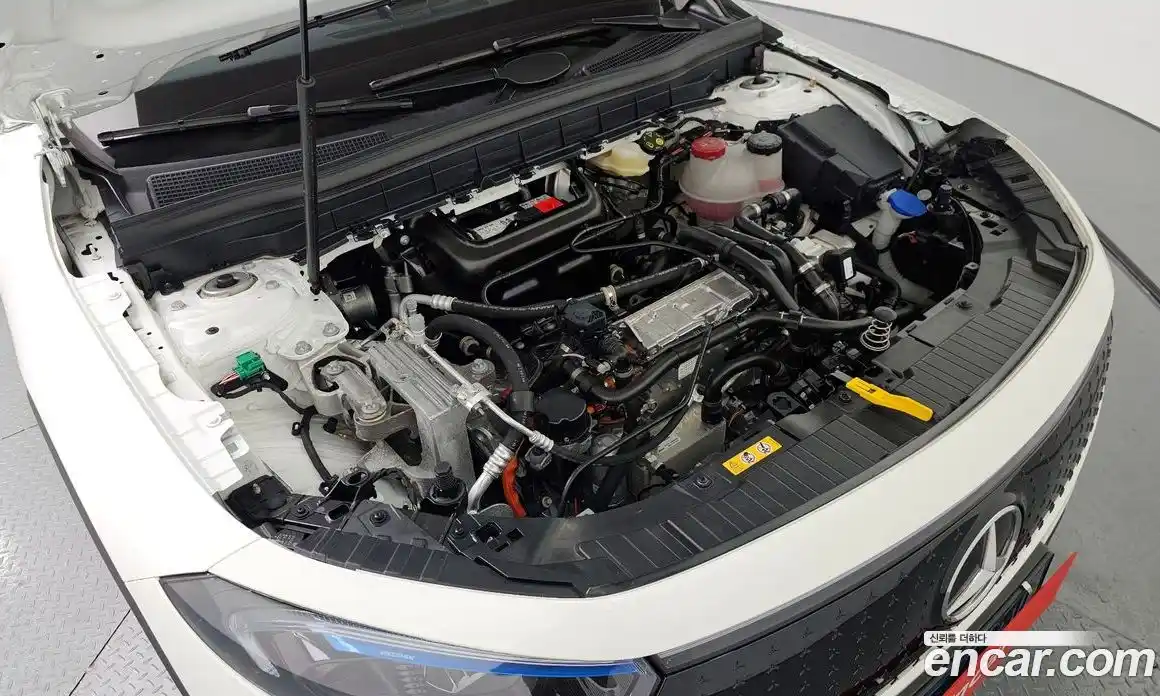 Mercedes-Benz EQB 2025 0.2 Автомат в Москве № 229415, фото 7