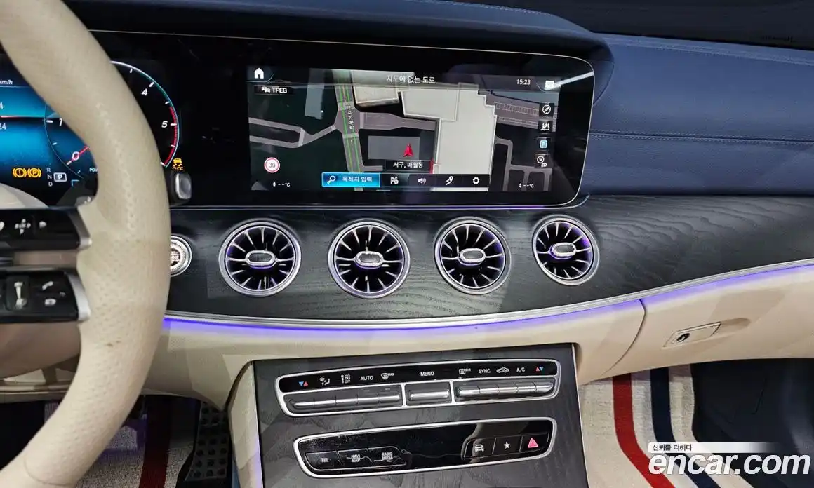 Mercedes-Benz E-Class 2023 2.0 Автомат в Москве № 229499, фото 14