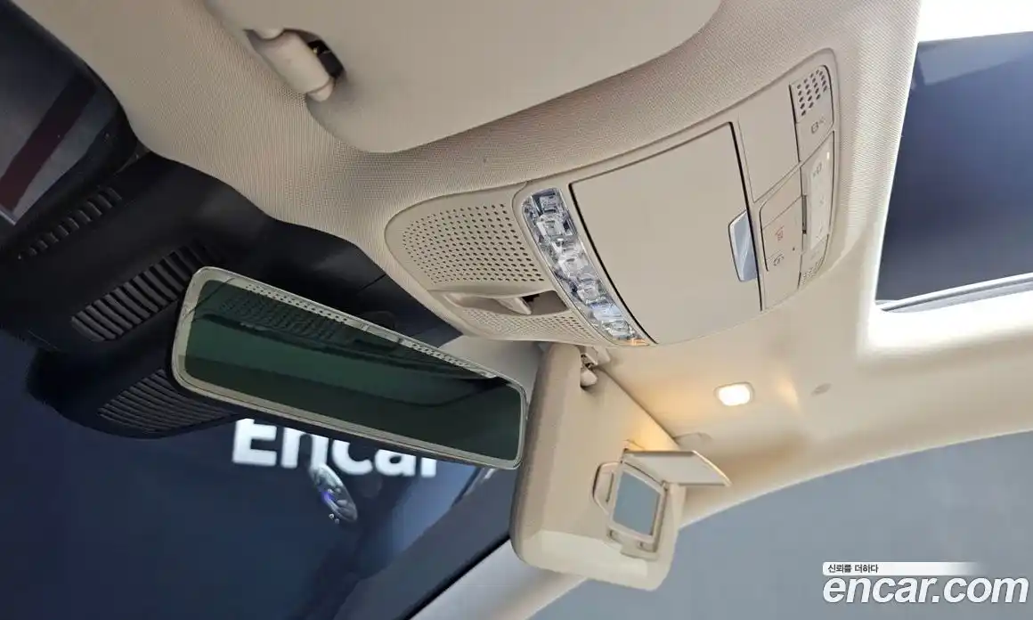 Mercedes-Benz E-Class 2023 2.0 Автомат в Москве № 229499, фото 17