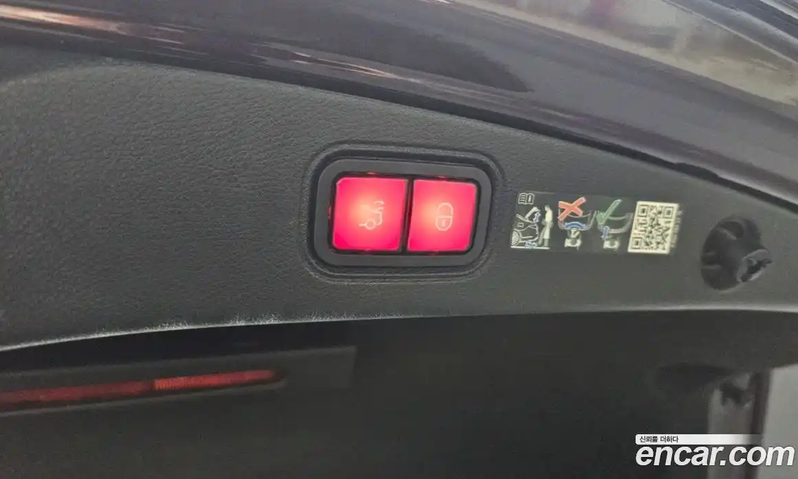 Mercedes-Benz E-Class 2023 2.0 Автомат в Москве № 229499, фото 20